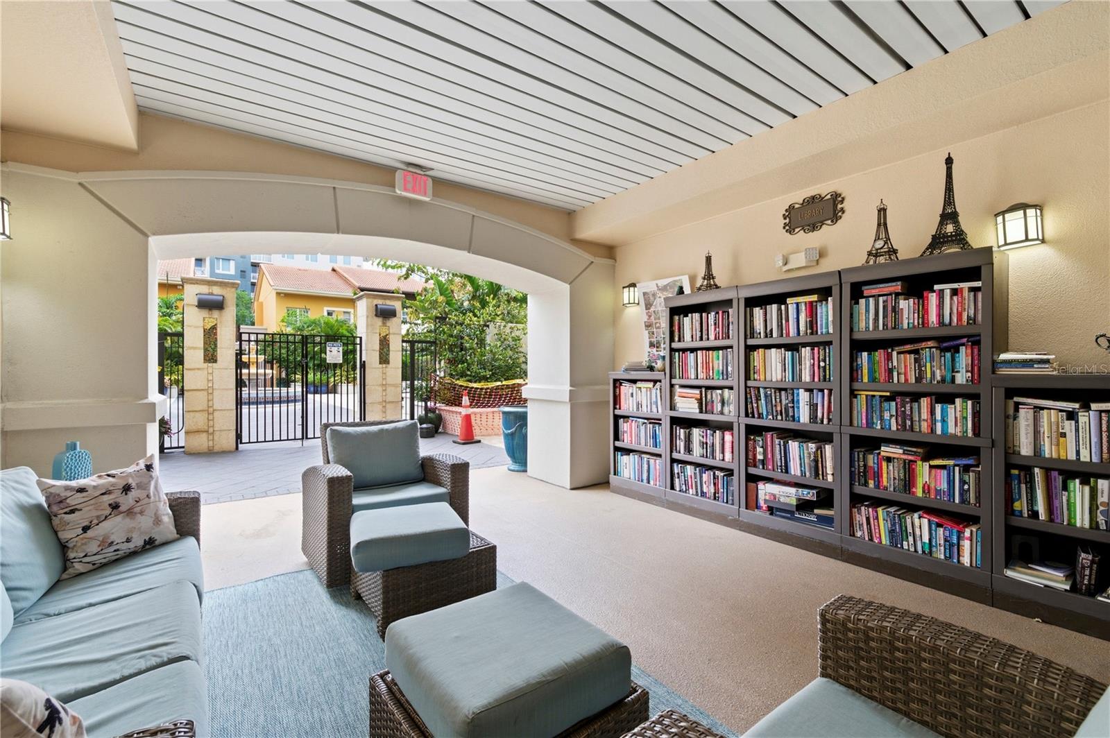 MADISON AT ST PETE - Residential Lease