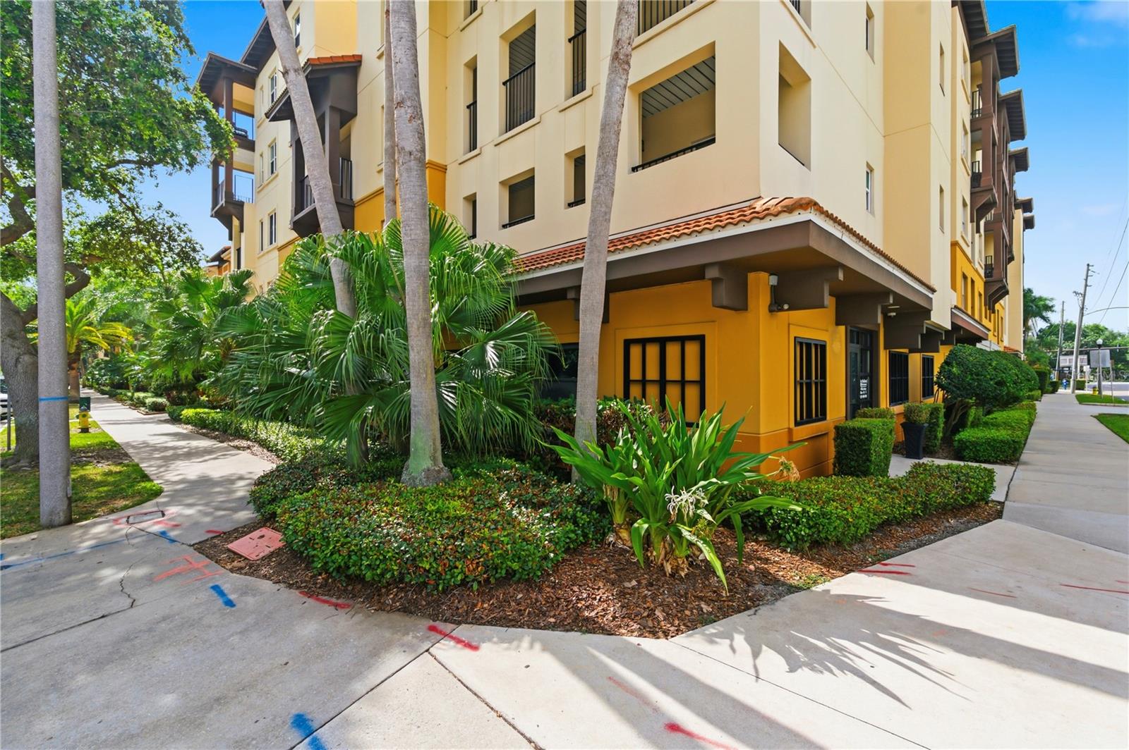 MADISON AT ST PETE - Residential Lease