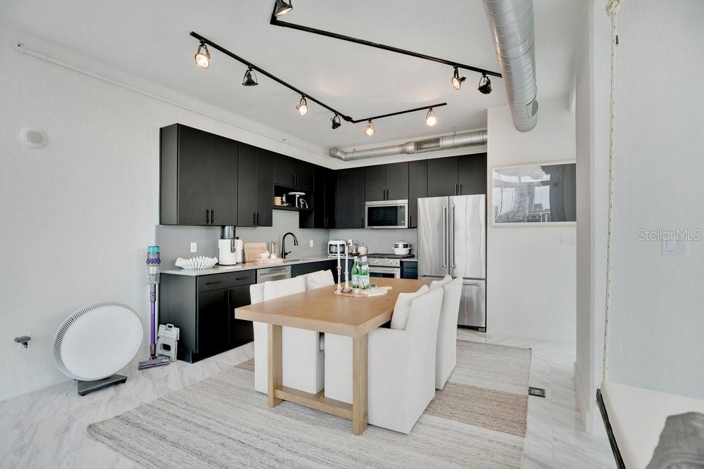 VUE/LK EOLA - Residential