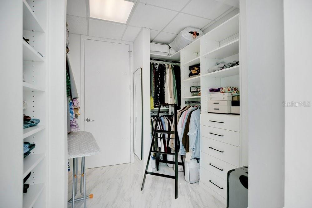 VUE/LK EOLA - Residential