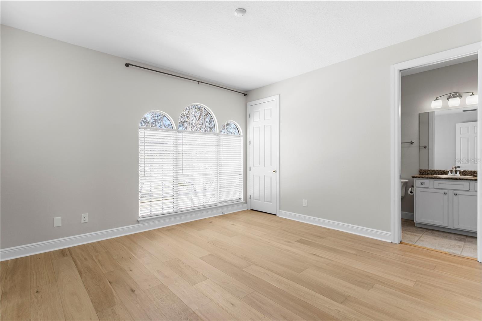 VIRGINIA TERRACE - Residential