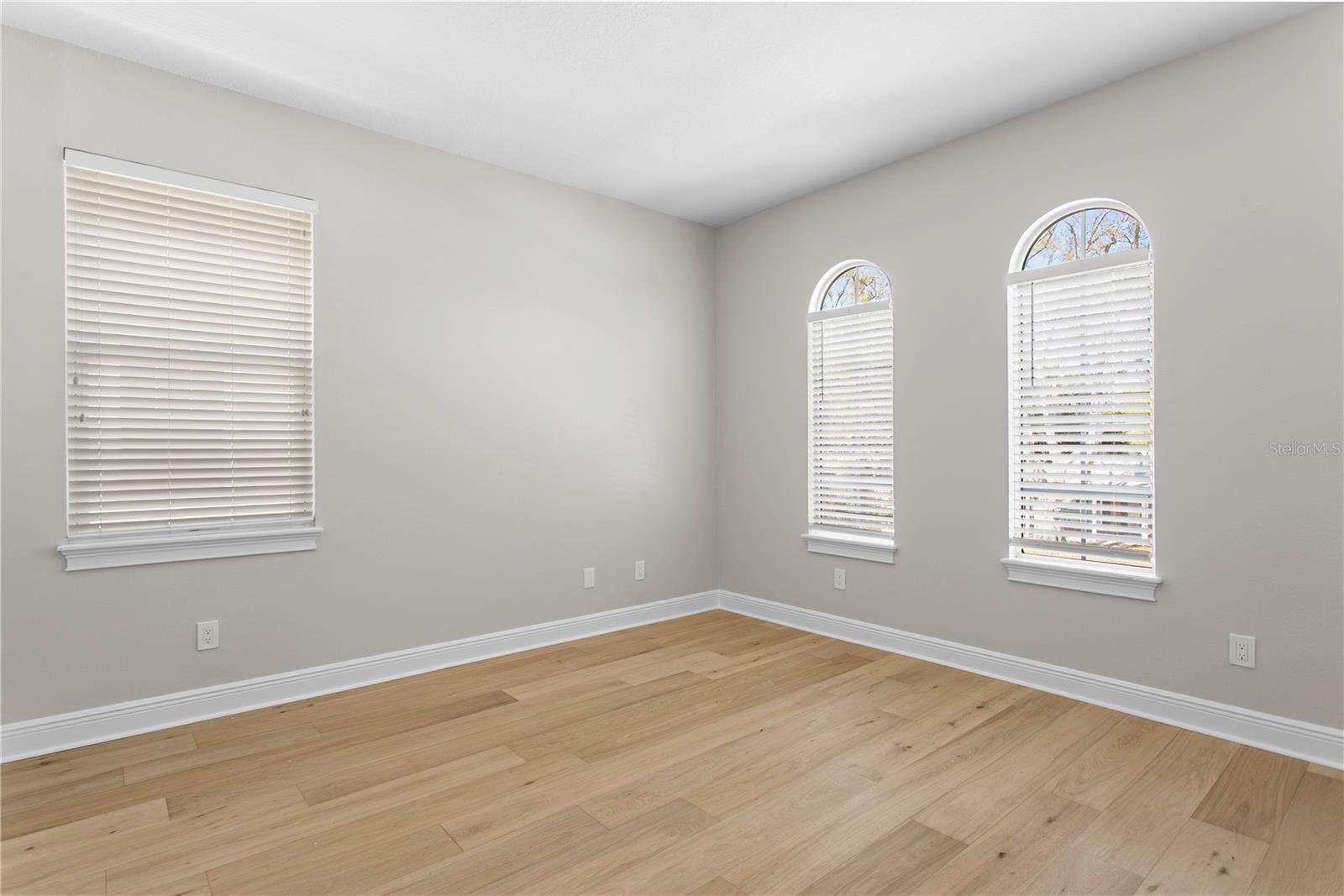 VIRGINIA TERRACE - Residential