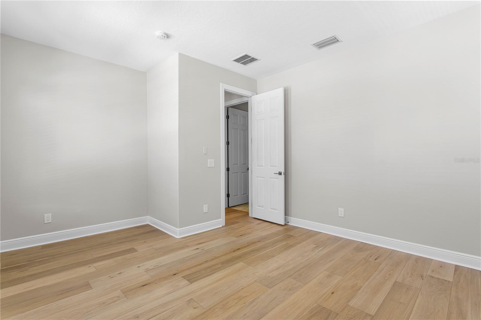 VIRGINIA TERRACE - Residential