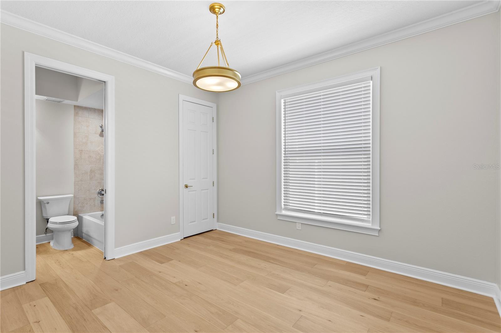 VIRGINIA TERRACE - Residential