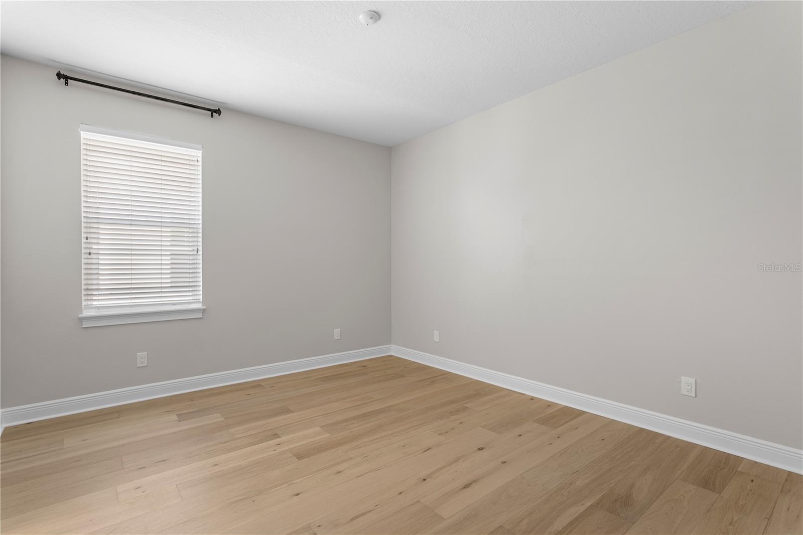 VIRGINIA TERRACE - Residential