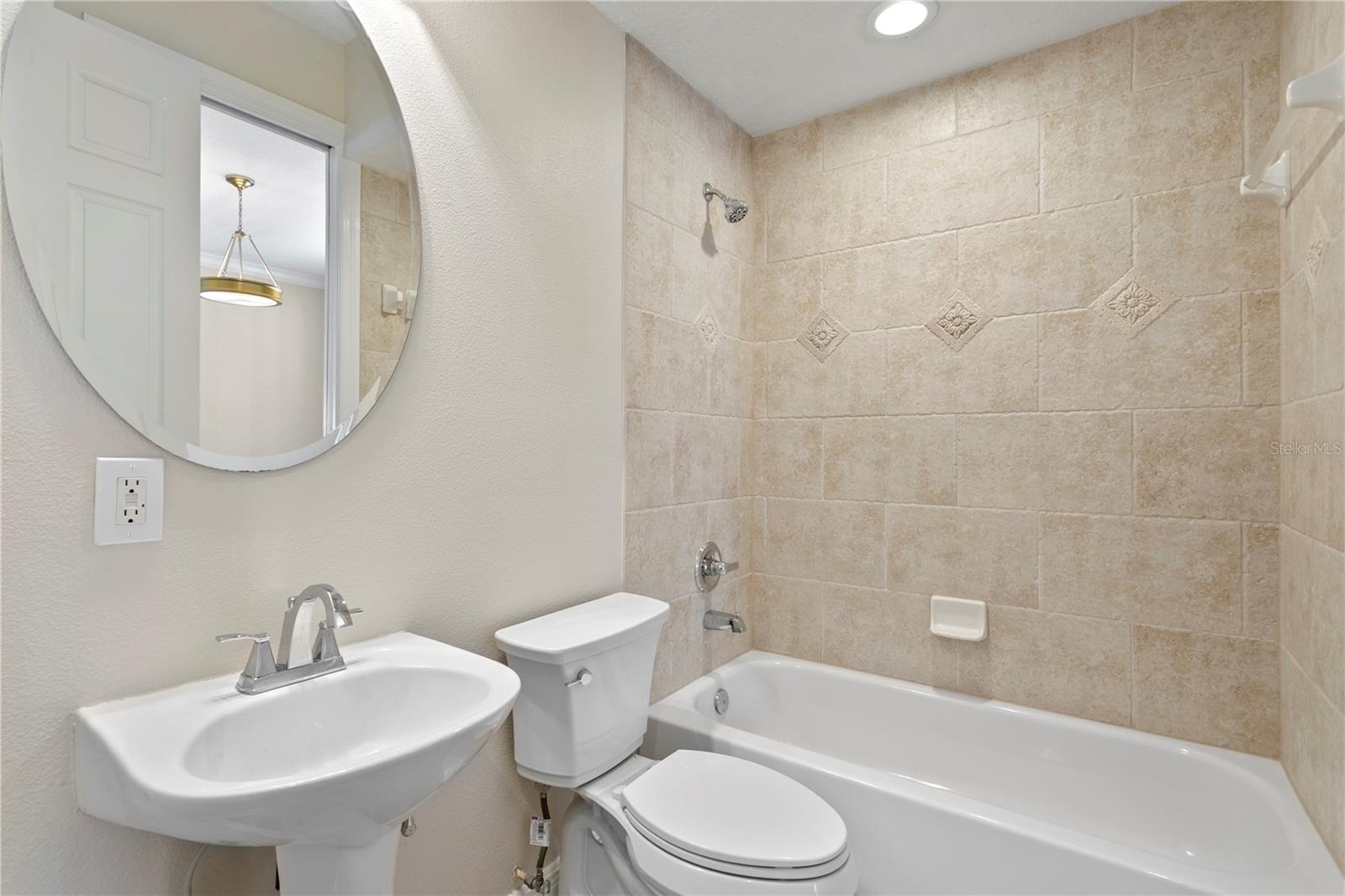 VIRGINIA TERRACE - Residential