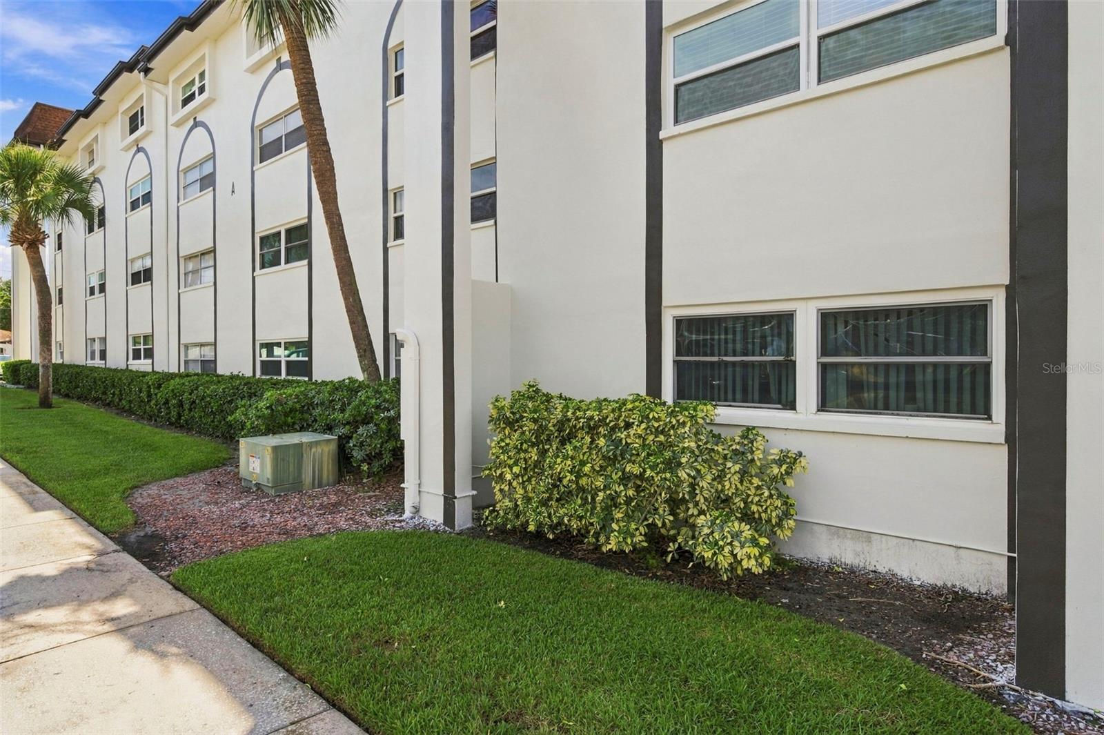2525 W BAY DRIVE A22
