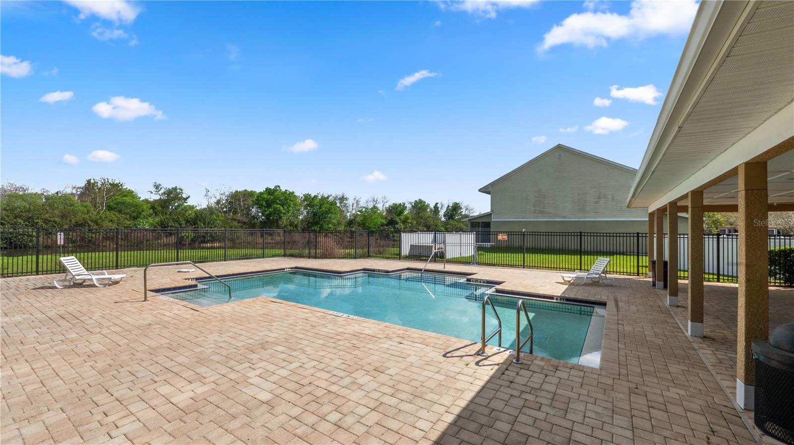 WEXFORD TWNHMS - Residential