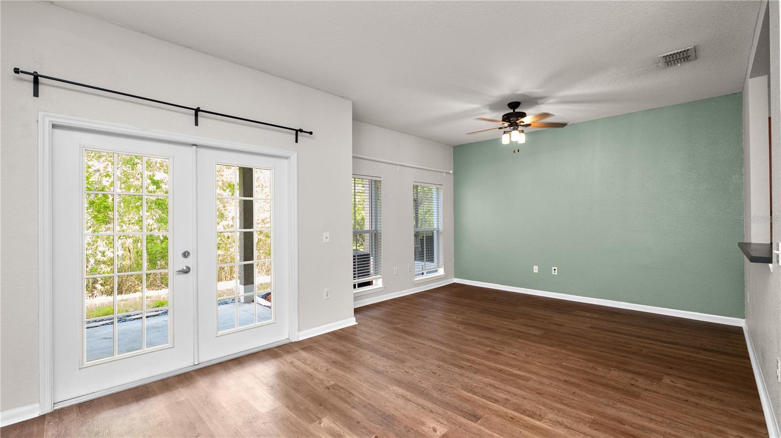 WEXFORD TWNHMS - Residential