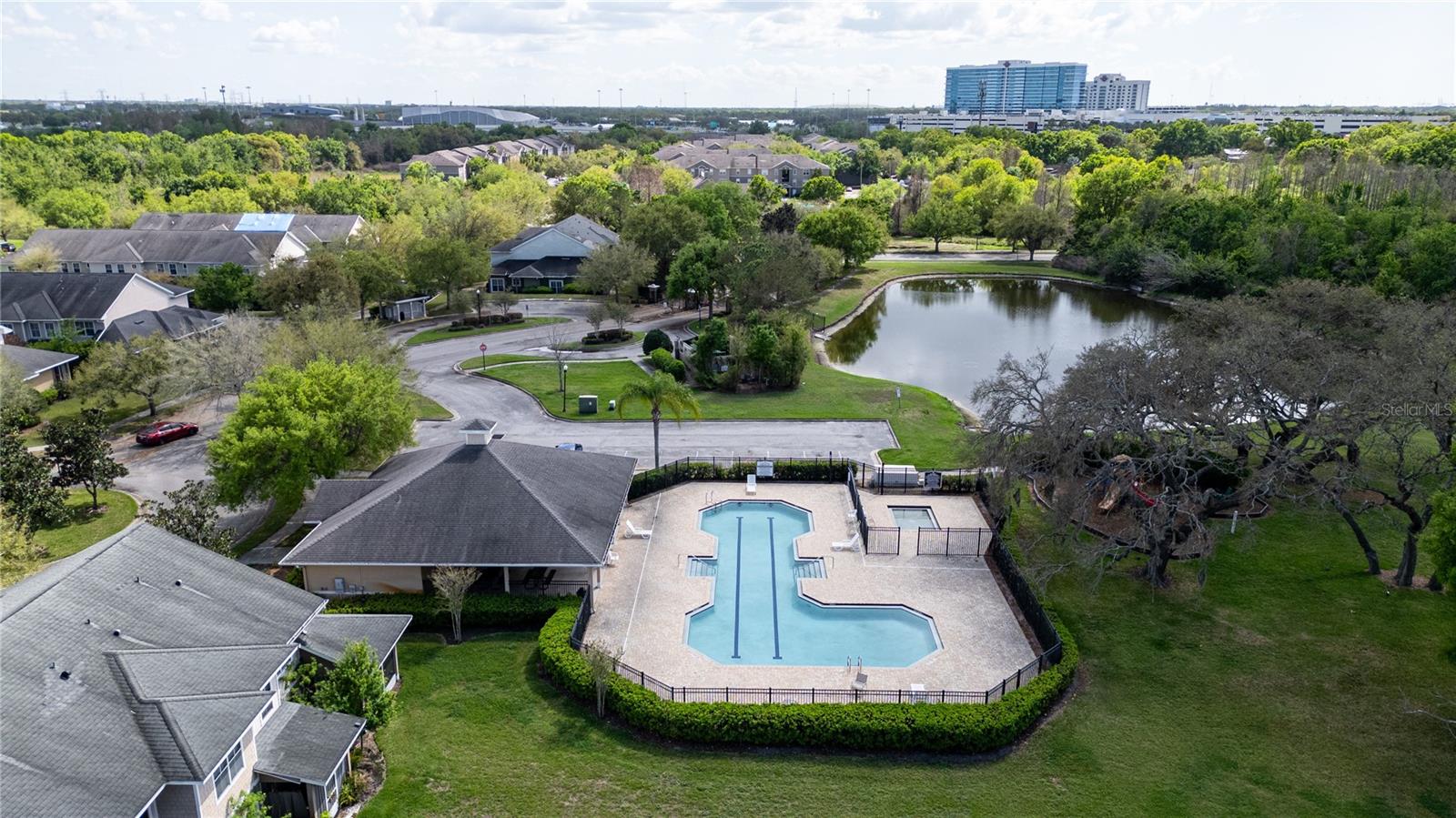 WEXFORD TWNHMS - Residential