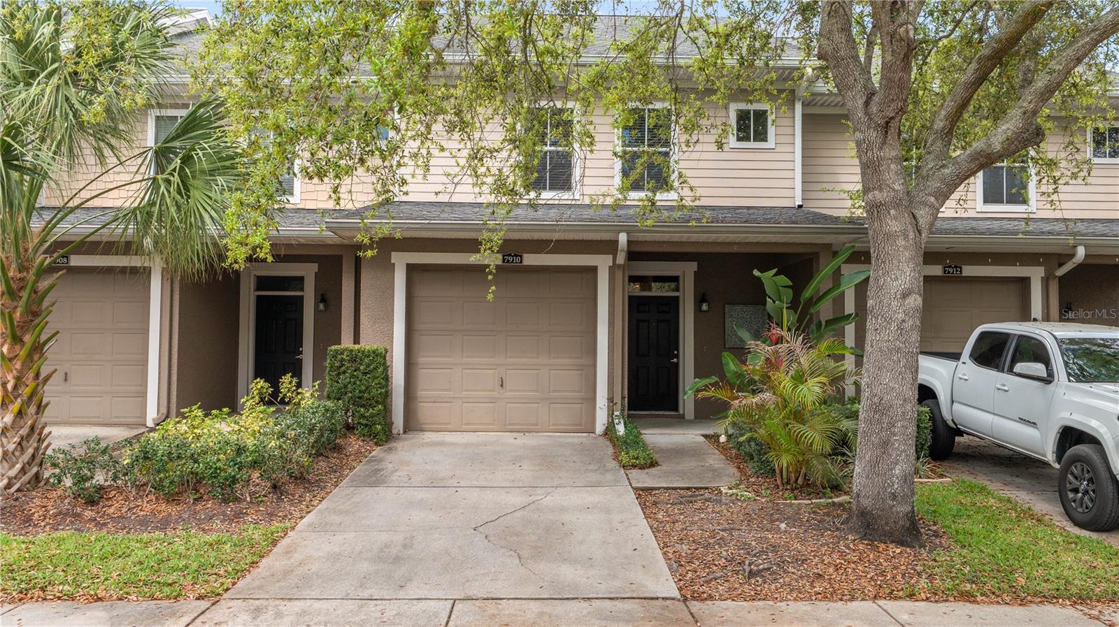 WEXFORD TWNHMS - Residential