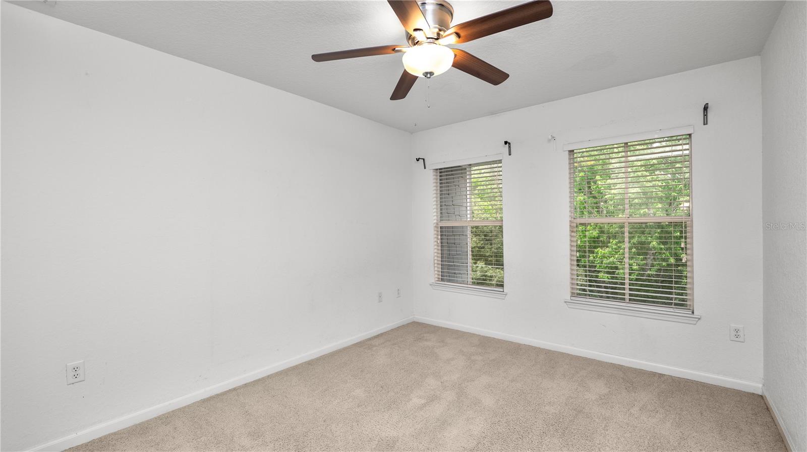 WEXFORD TWNHMS - Residential