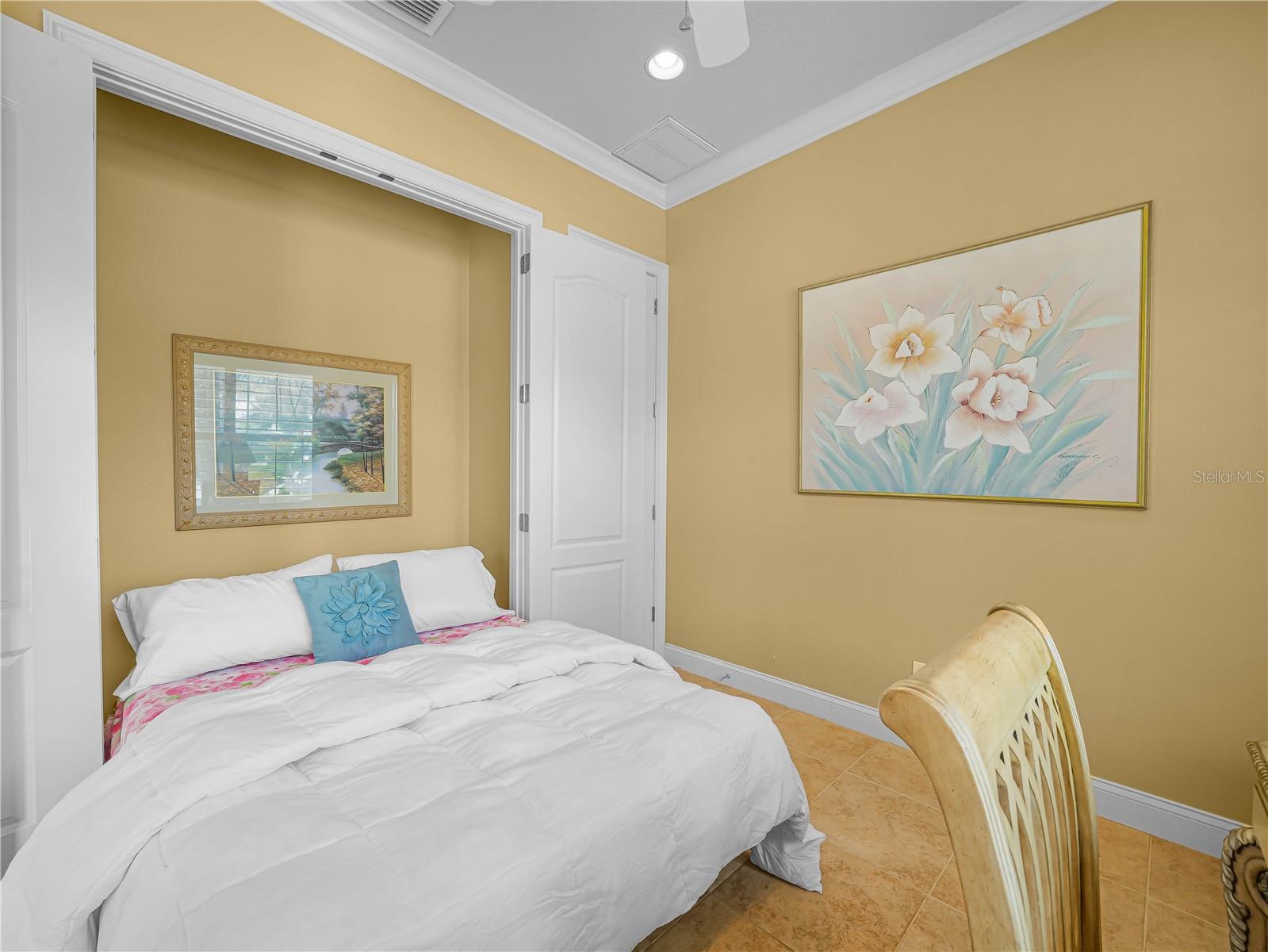 WHISPER WOODS AT EAGLEBROOKE - Residential