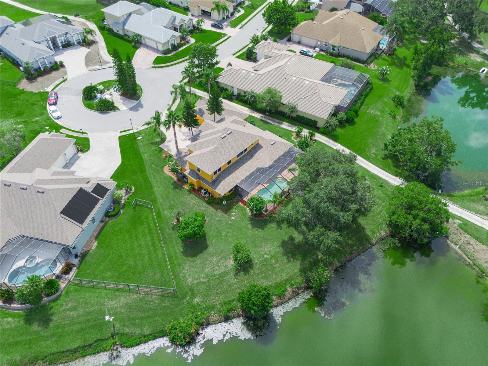 WHISPER WOODS AT EAGLEBROOKE - Residential