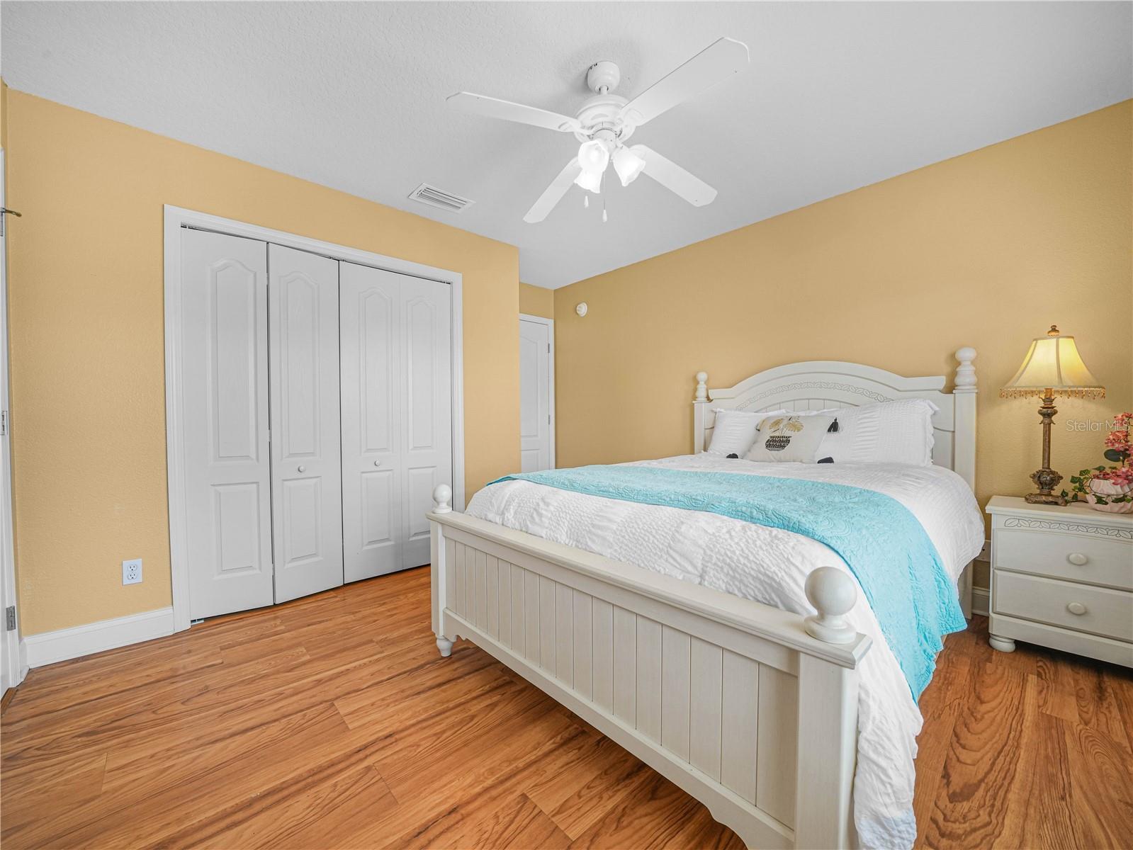 WHISPER WOODS AT EAGLEBROOKE - Residential