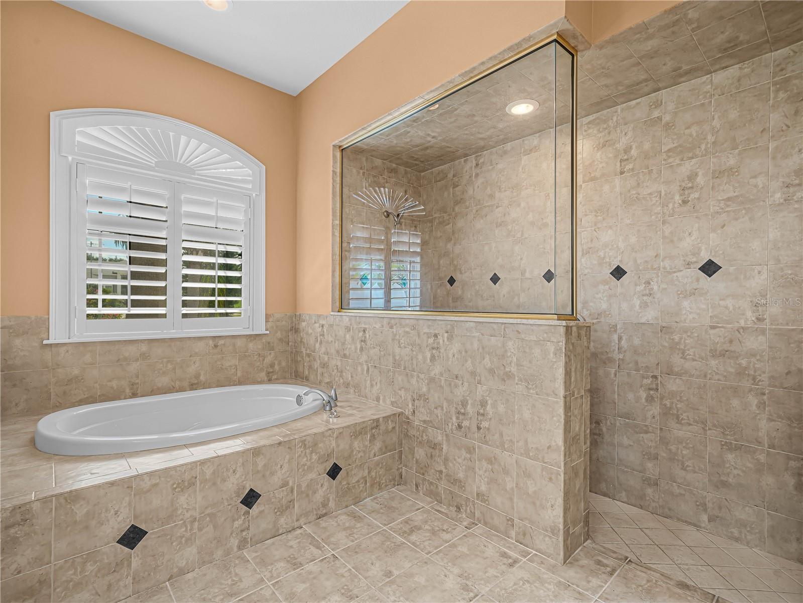 WHISPER WOODS AT EAGLEBROOKE - Residential