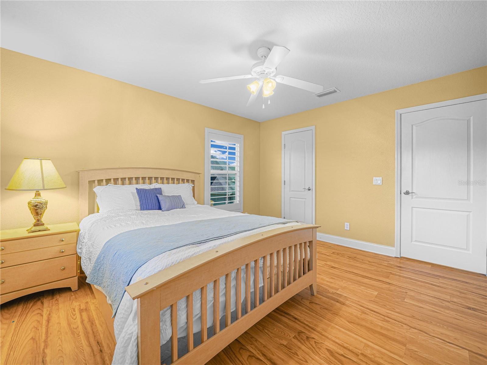 WHISPER WOODS AT EAGLEBROOKE - Residential