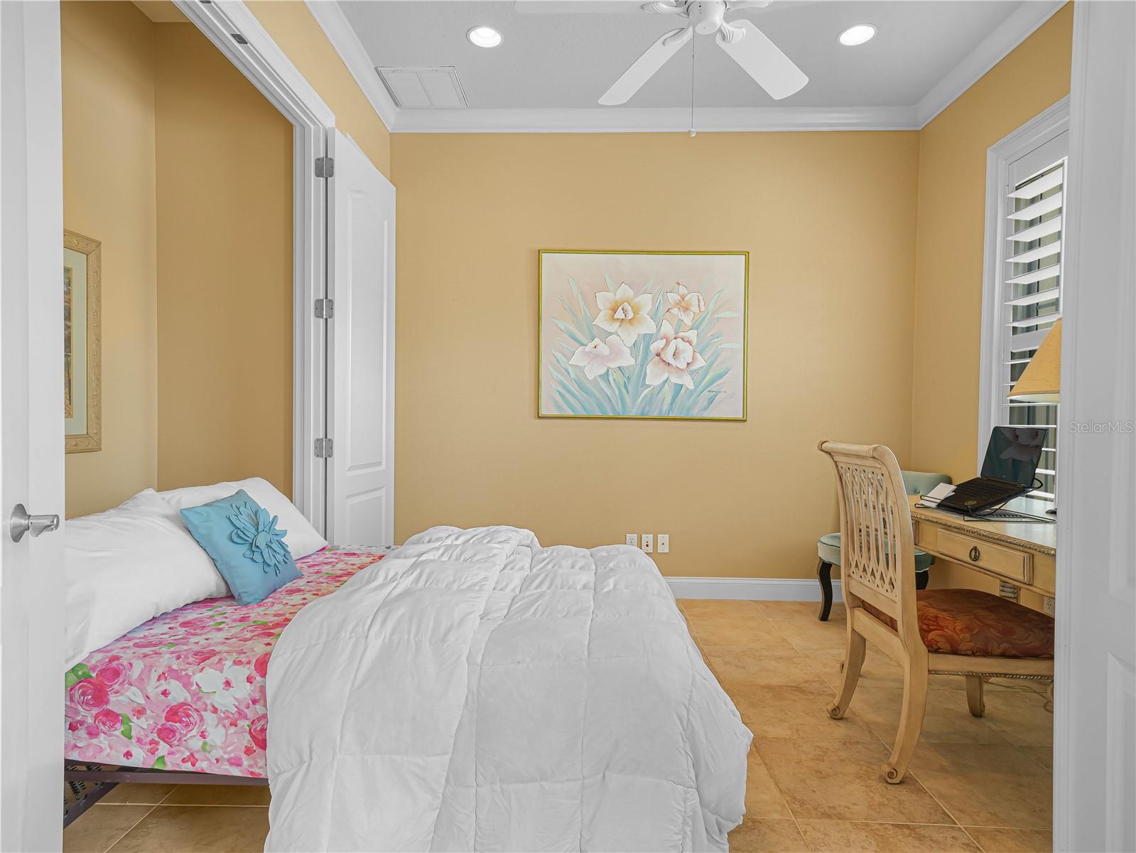 WHISPER WOODS AT EAGLEBROOKE - Residential