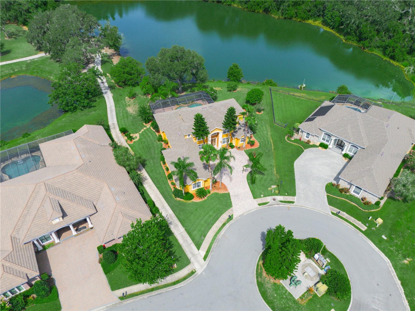 WHISPER WOODS AT EAGLEBROOKE - Residential