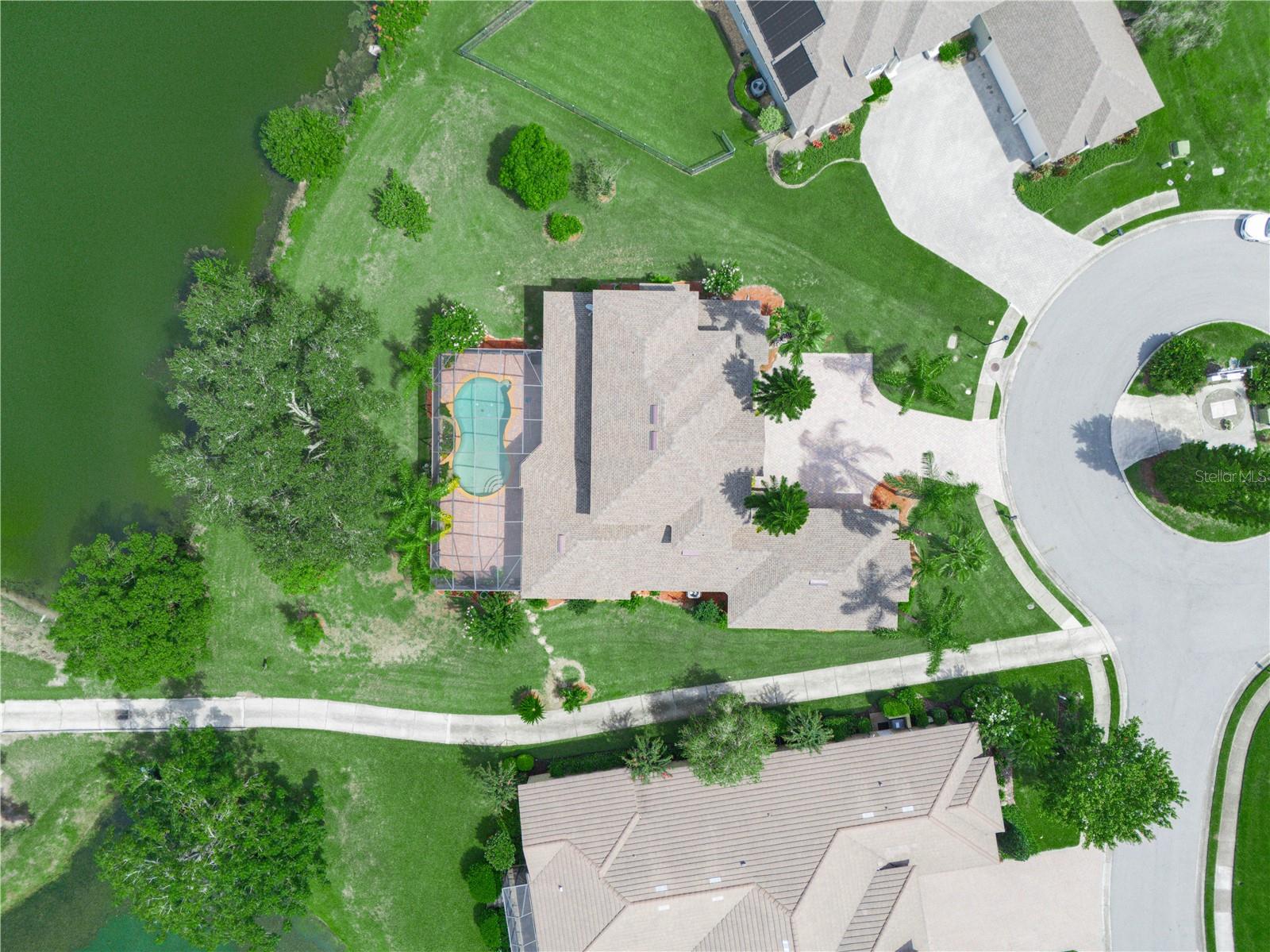 WHISPER WOODS AT EAGLEBROOKE - Residential