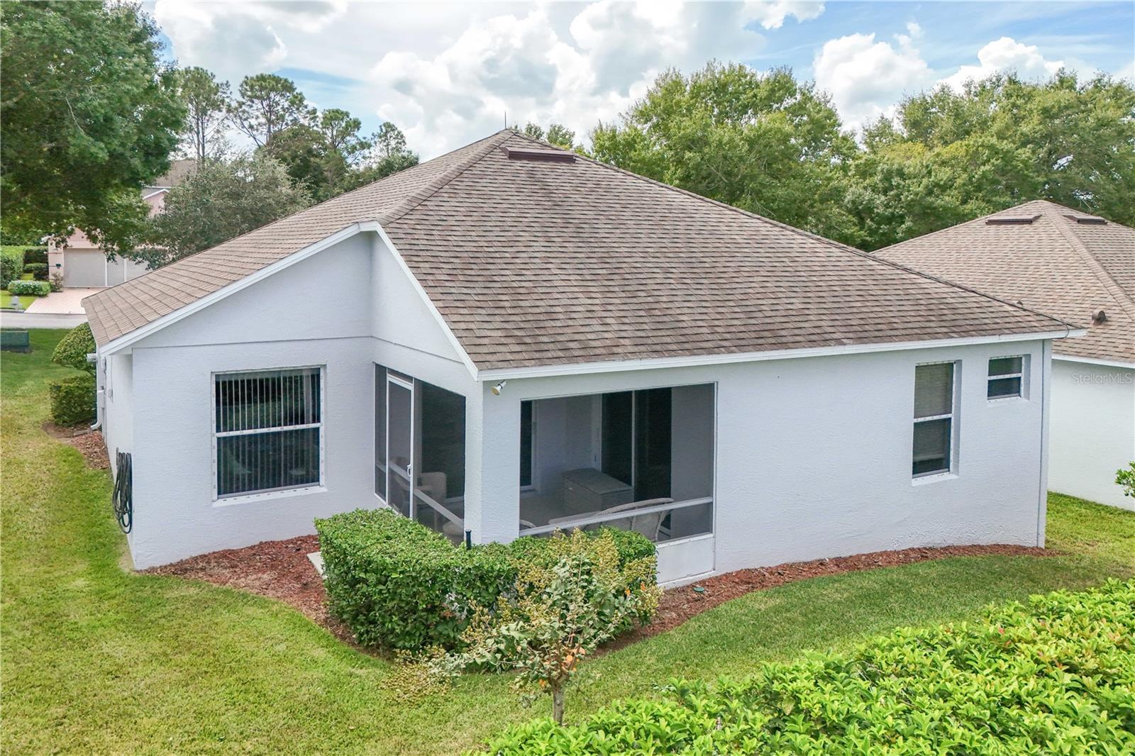 SUSSET/KINGS RDG - Residential