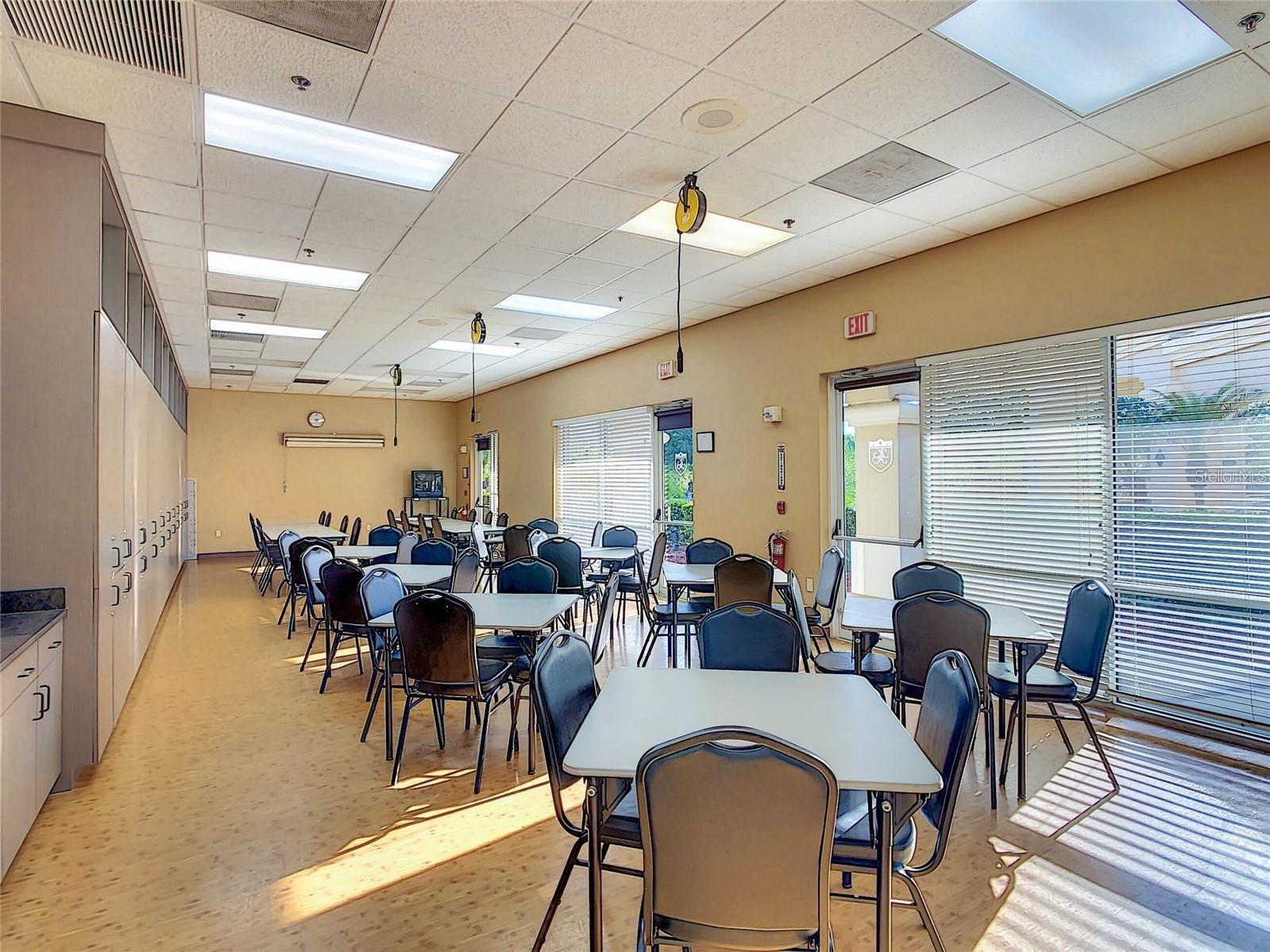 SUSSET/KINGS RDG - Residential