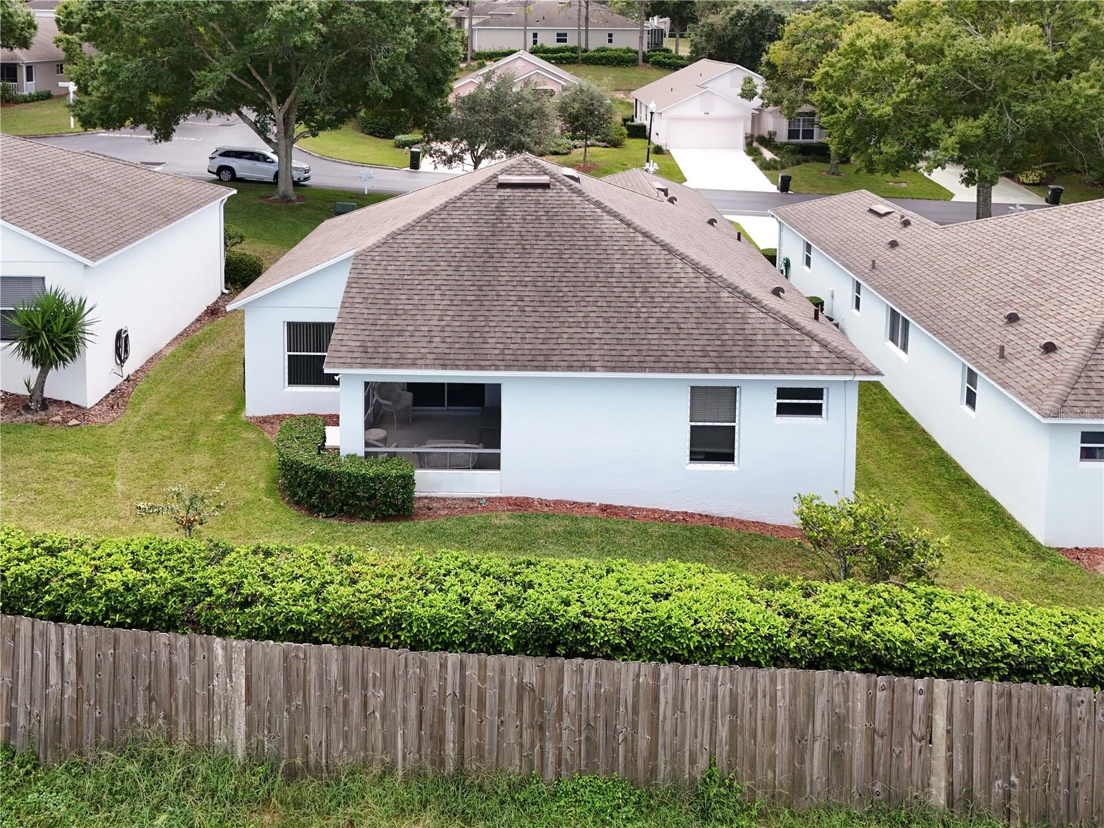 SUSSET/KINGS RDG - Residential