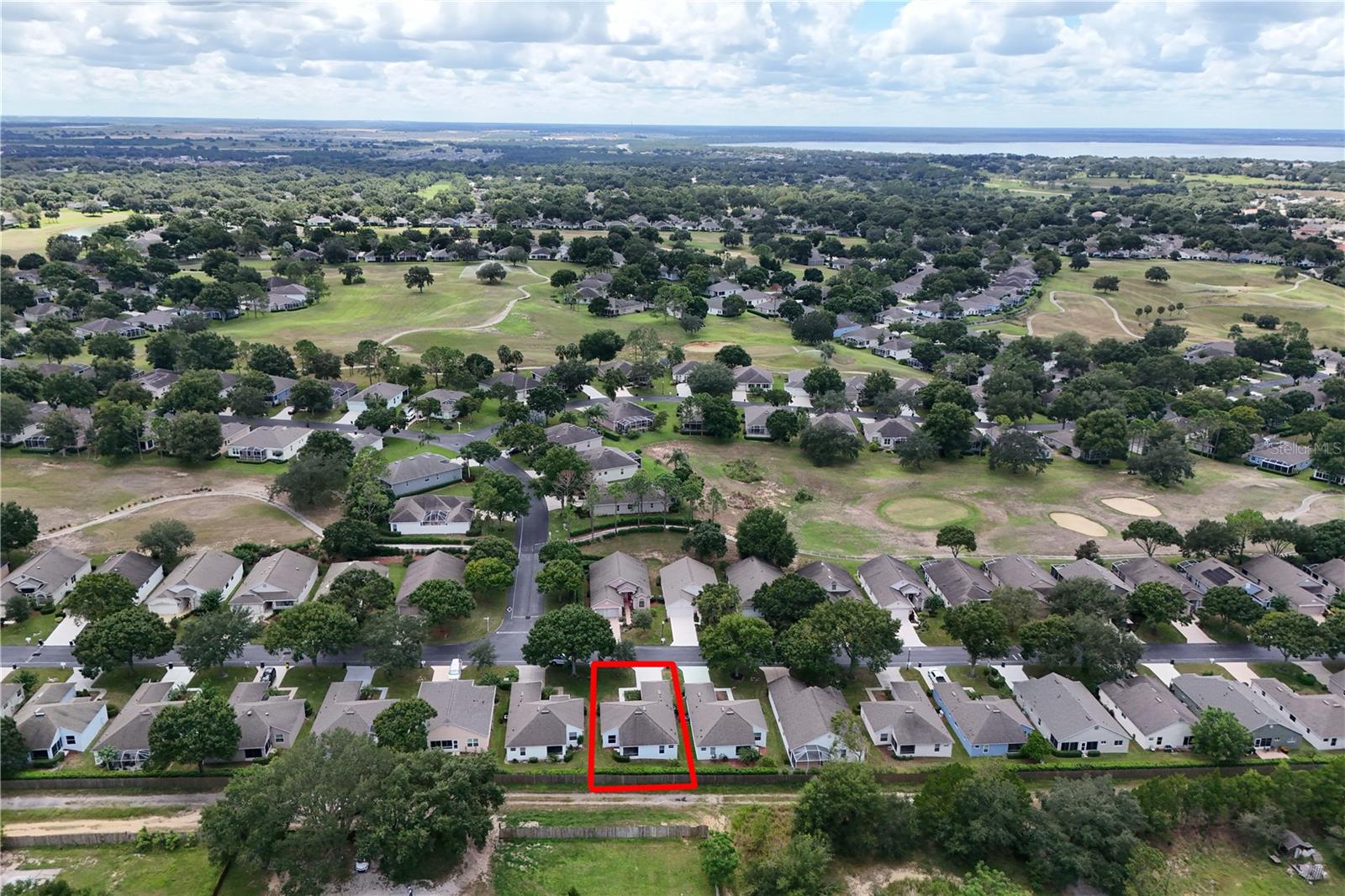 SUSSET/KINGS RDG - Residential