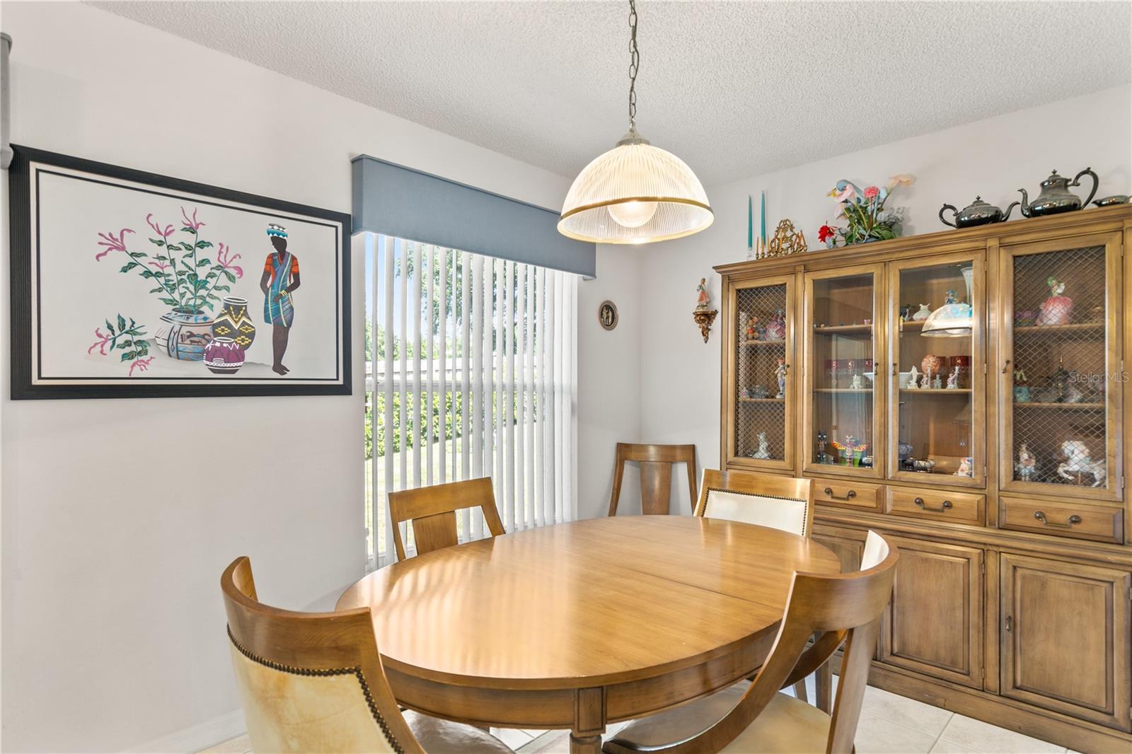 SUSSET/KINGS RDG - Residential