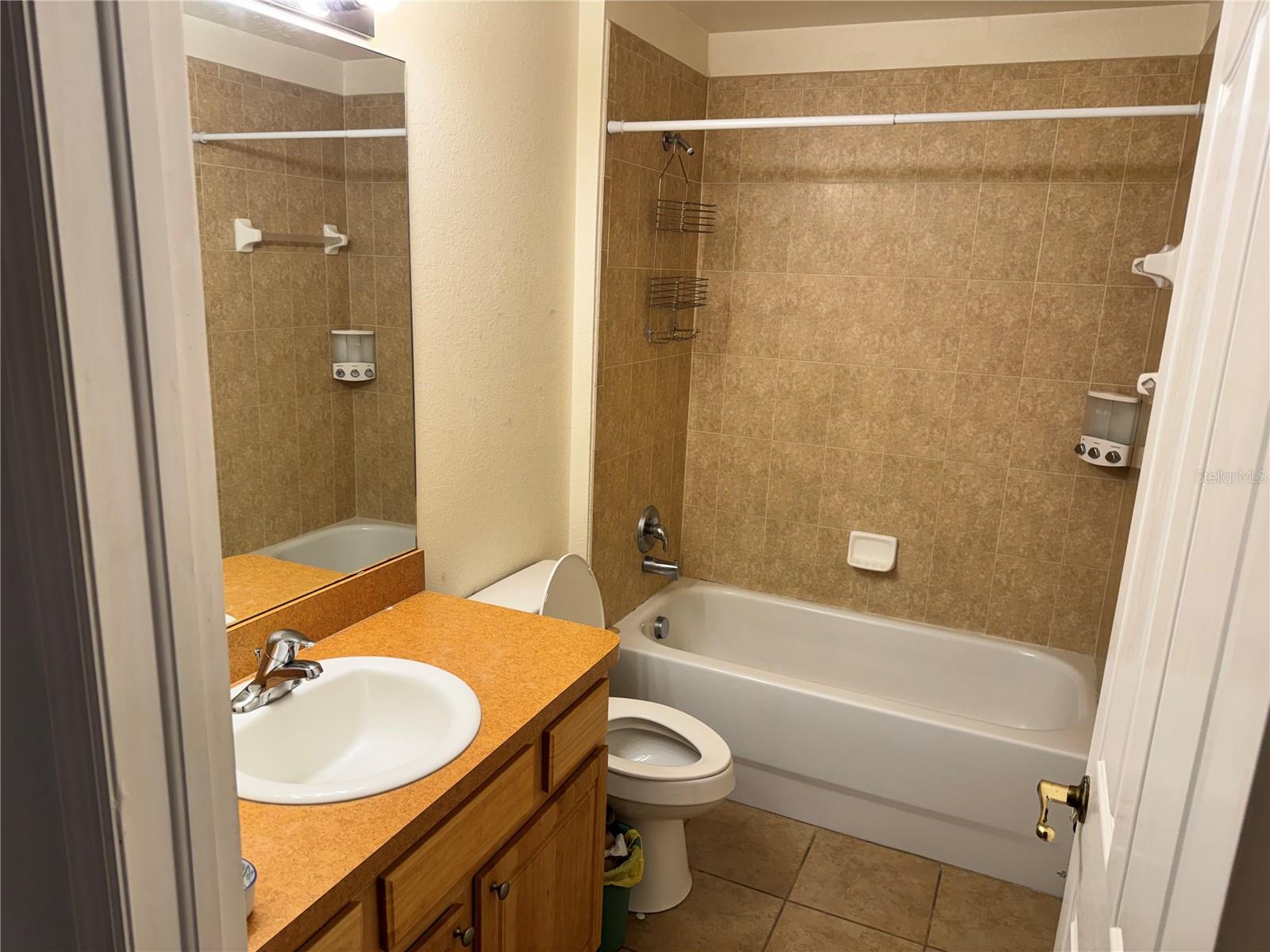 ROYAL HIGHLANDS - Residential