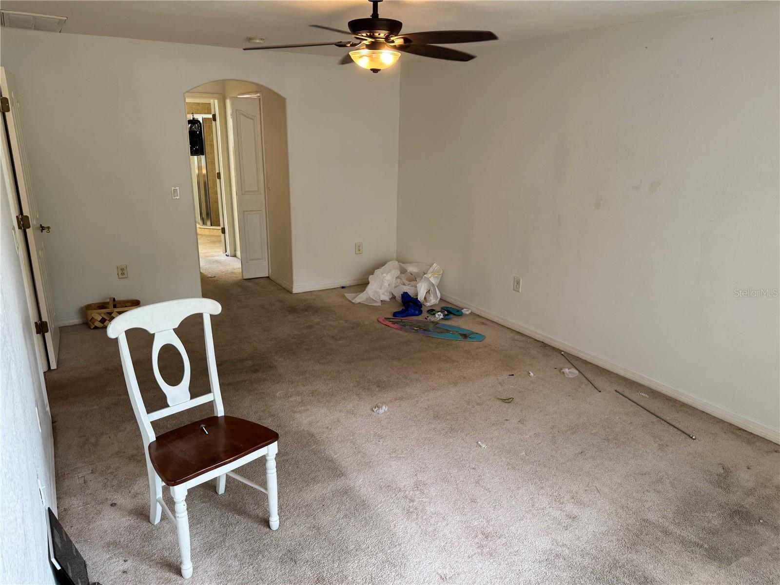 ROYAL HIGHLANDS - Residential