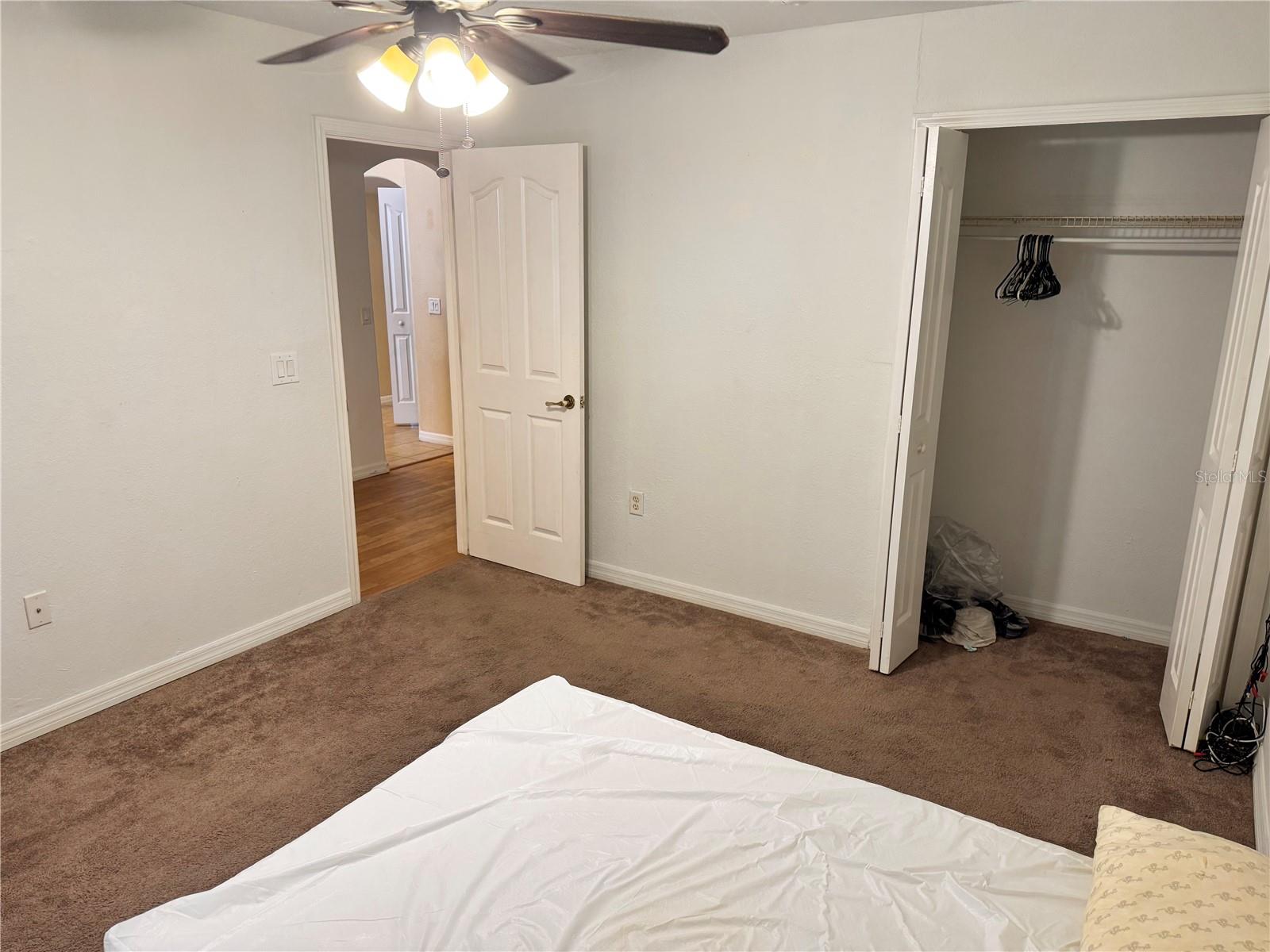 ROYAL HIGHLANDS - Residential