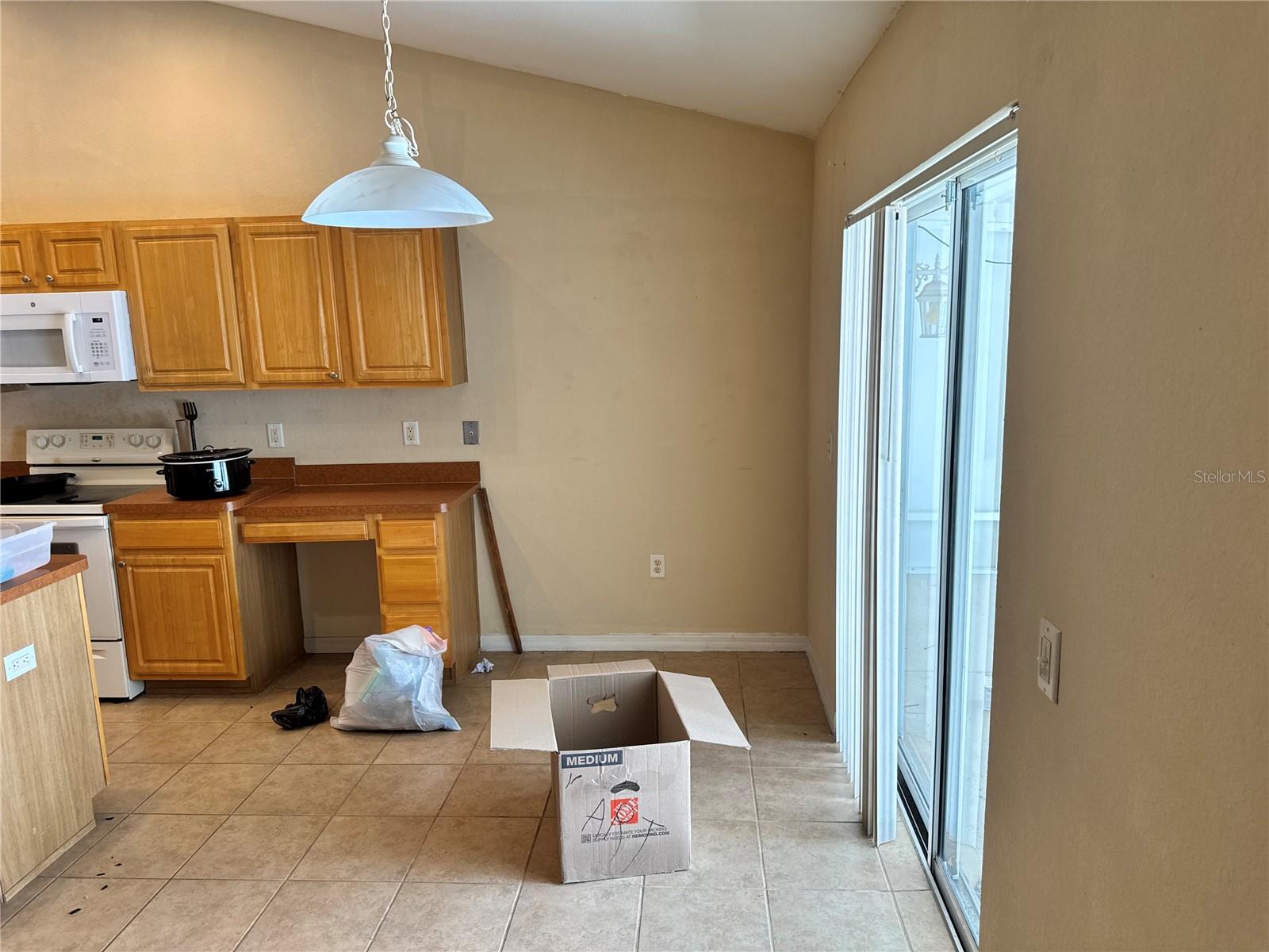 ROYAL HIGHLANDS - Residential