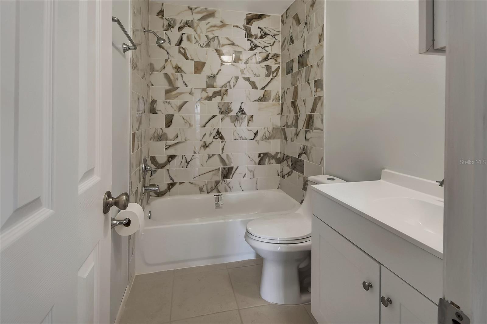 DELTONA LAKES UNIT 05 - Residential