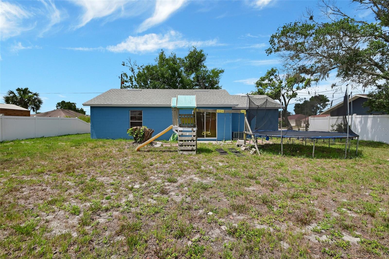 DELTONA LAKES UNIT 05 - Residential
