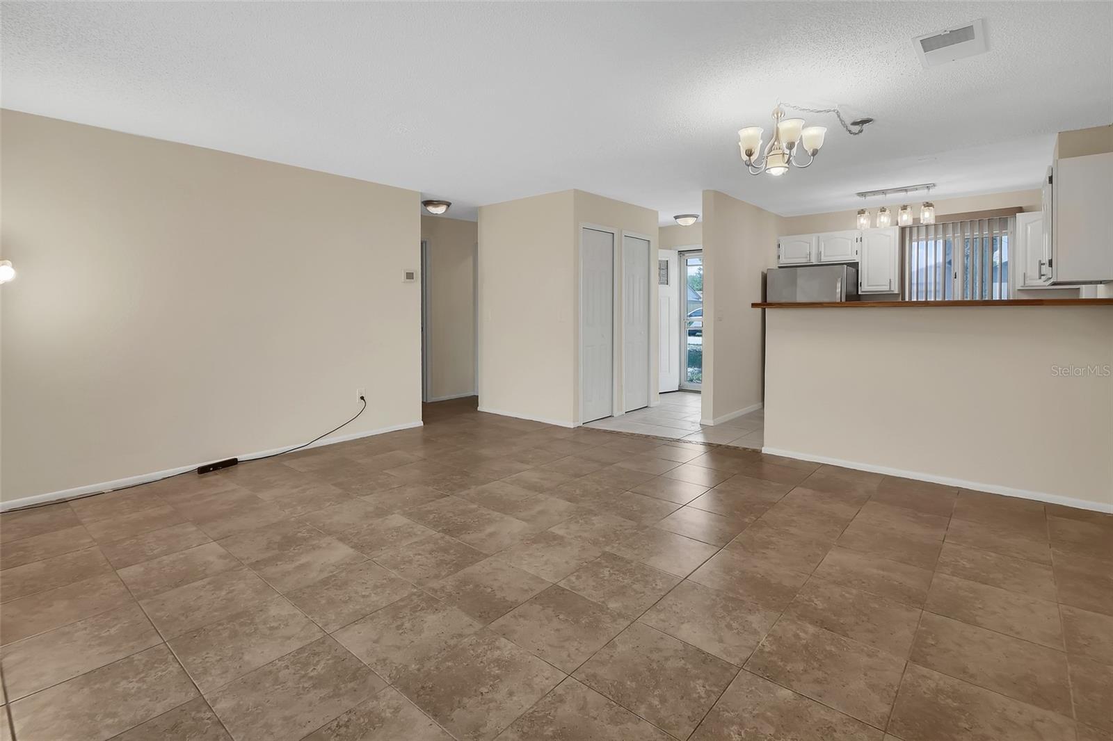 DELTONA LAKES UNIT 05 - Residential