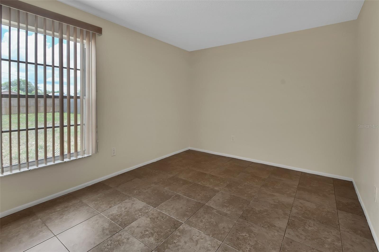 DELTONA LAKES UNIT 05 - Residential