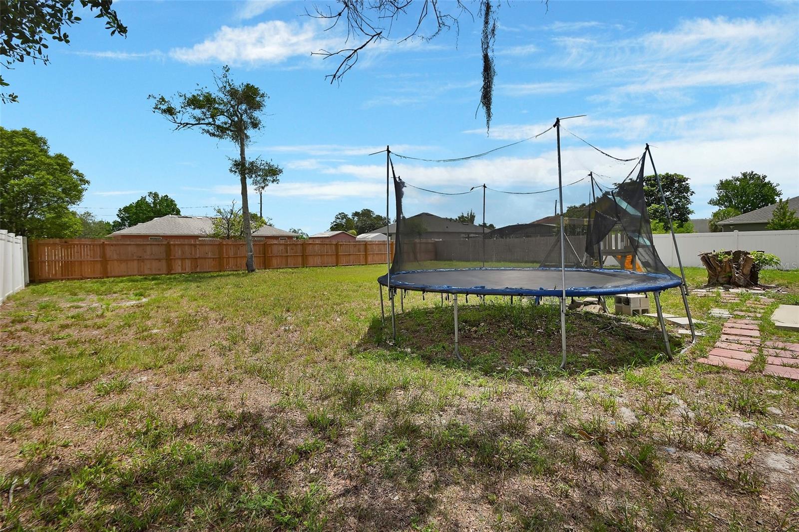 DELTONA LAKES UNIT 05 - Residential