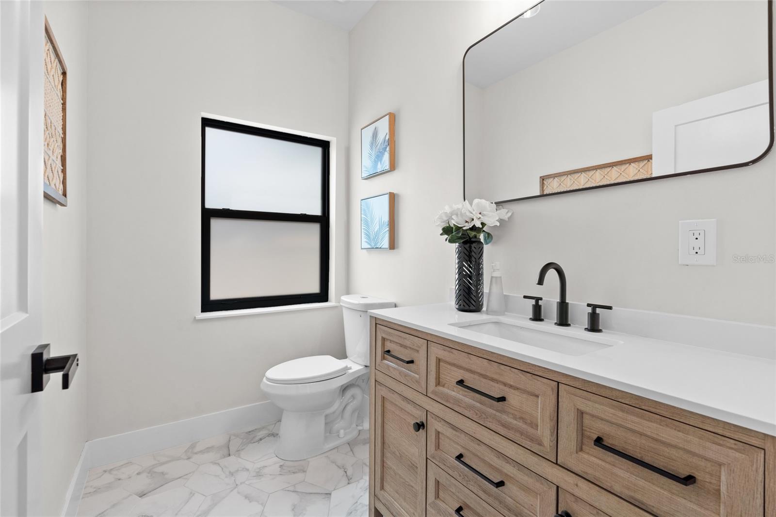 WESTSHORE PALMS - Residential