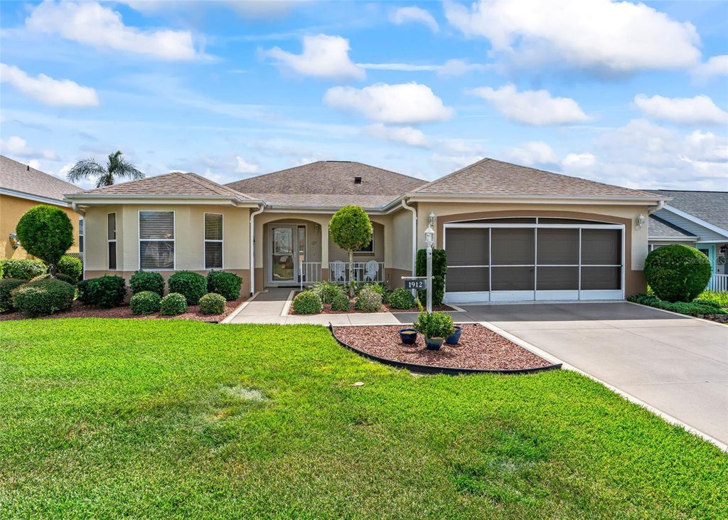 Photo of 1912 Del Norte Drive, The Villages, FL 32159 (MLS # G5118376)