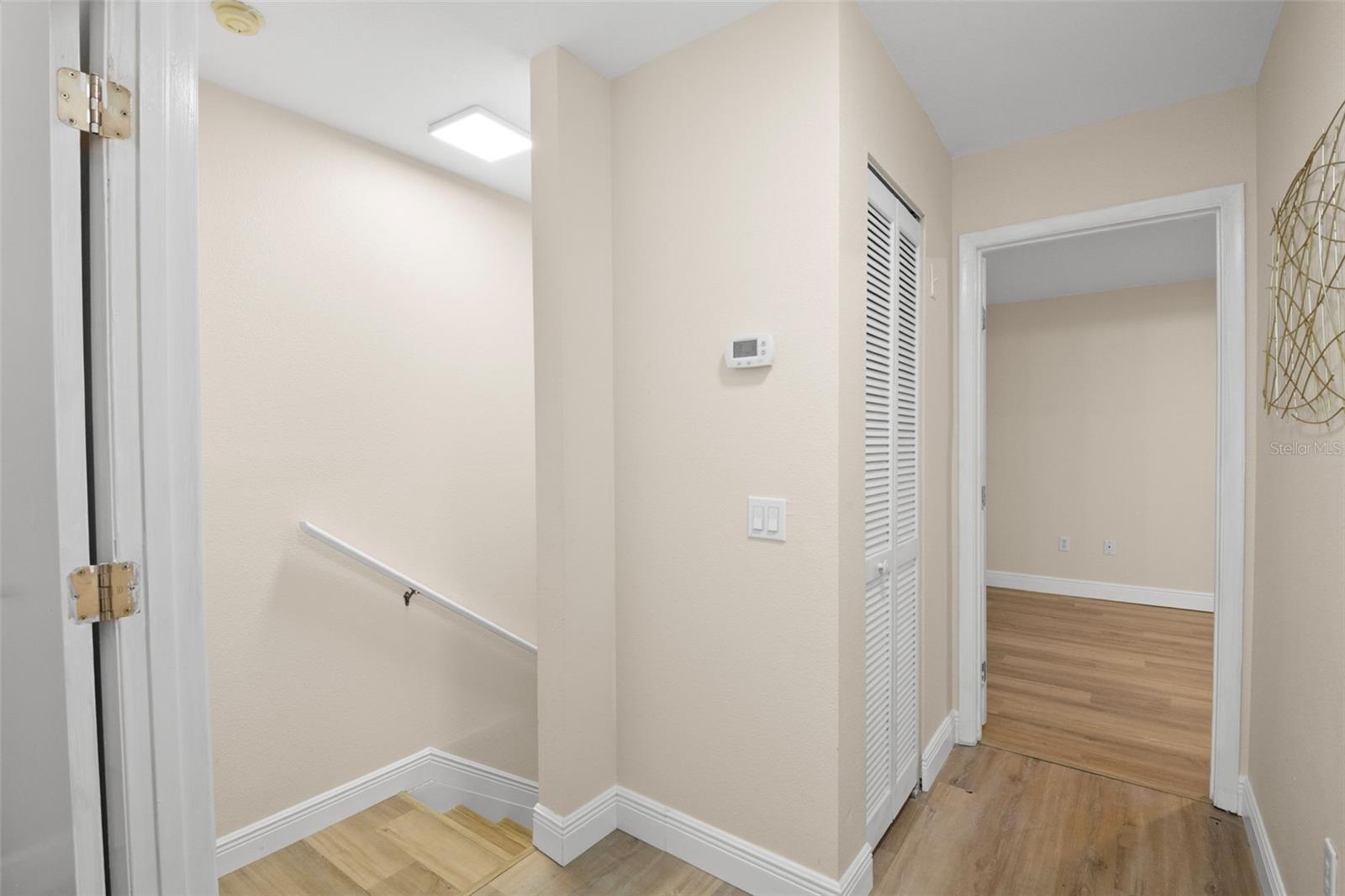 FOX LAKE TWNHMS - Residential