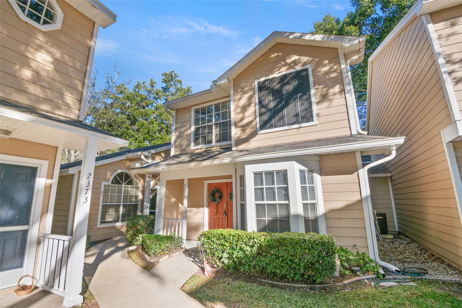 FOX LAKE TWNHMS - Residential