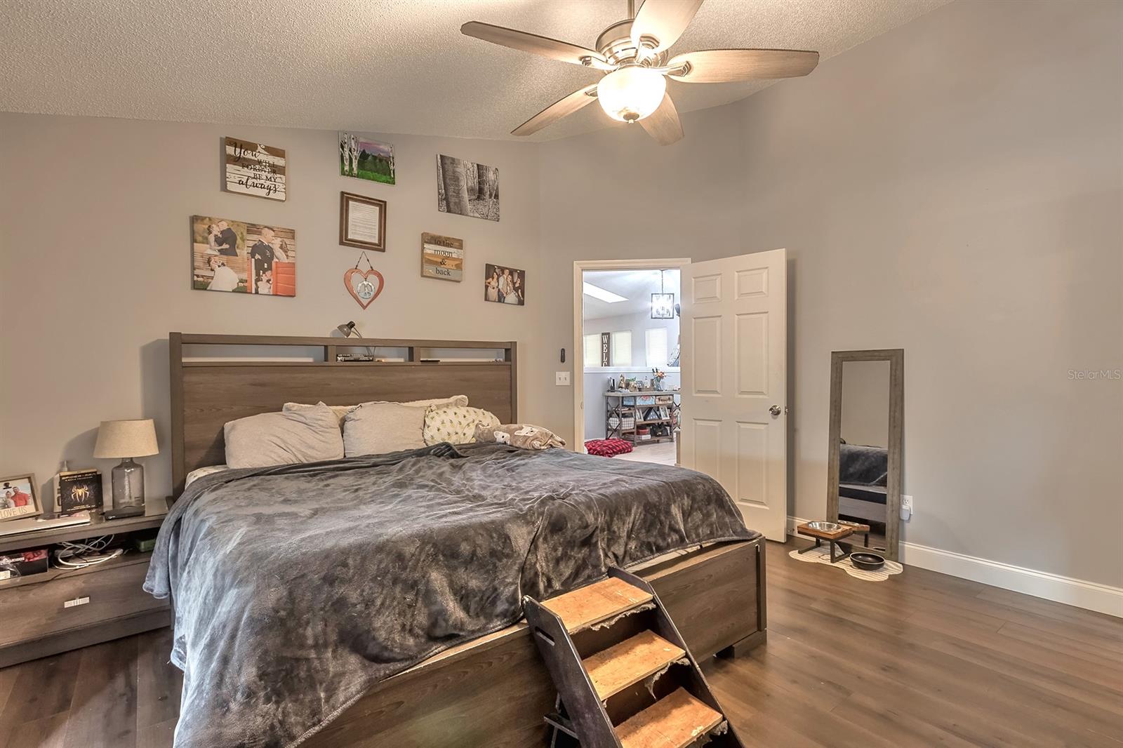 Florida Shores 01 - Residential