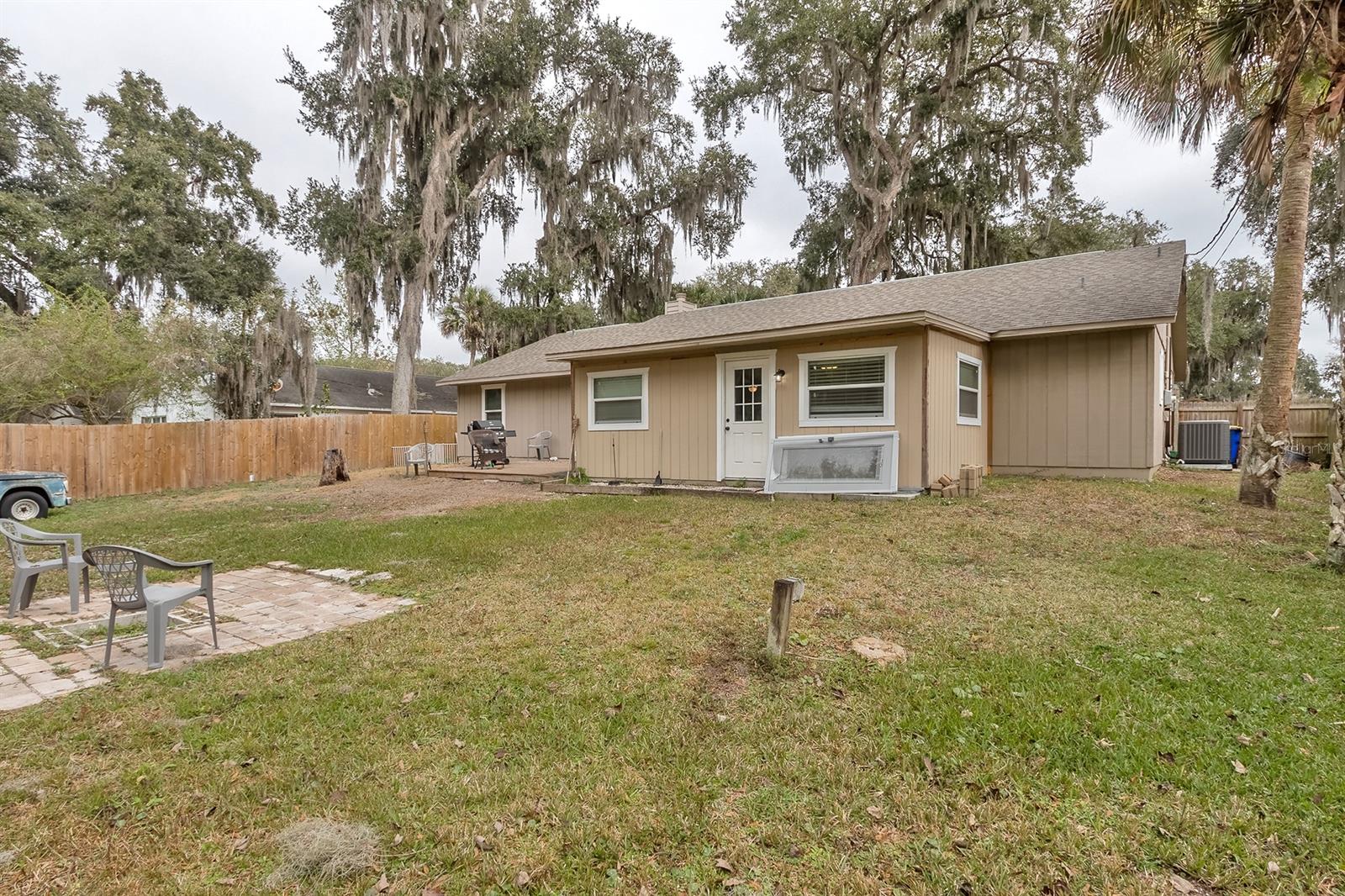 Florida Shores 01 - Residential