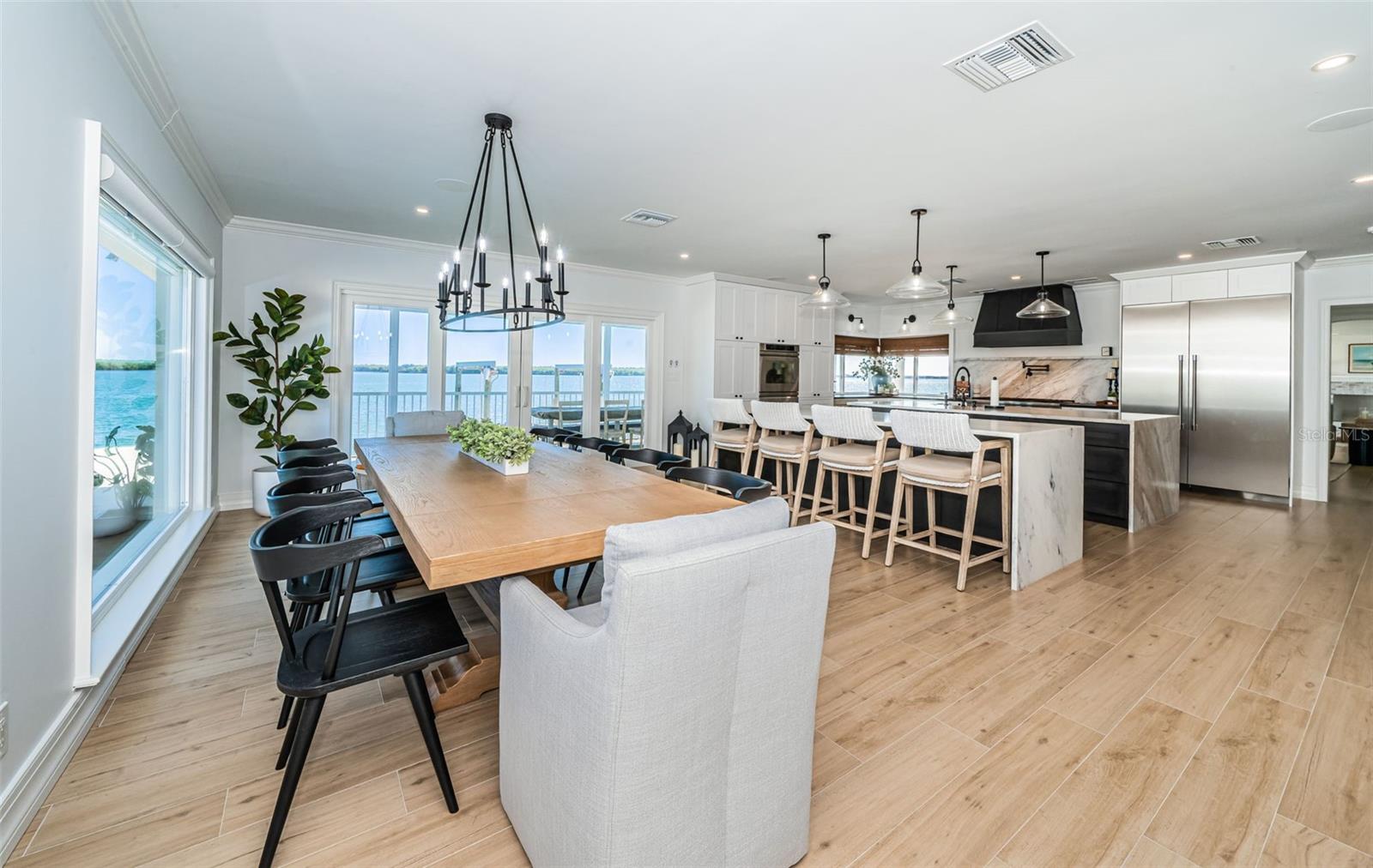 BAYWAY ISLES - Residential