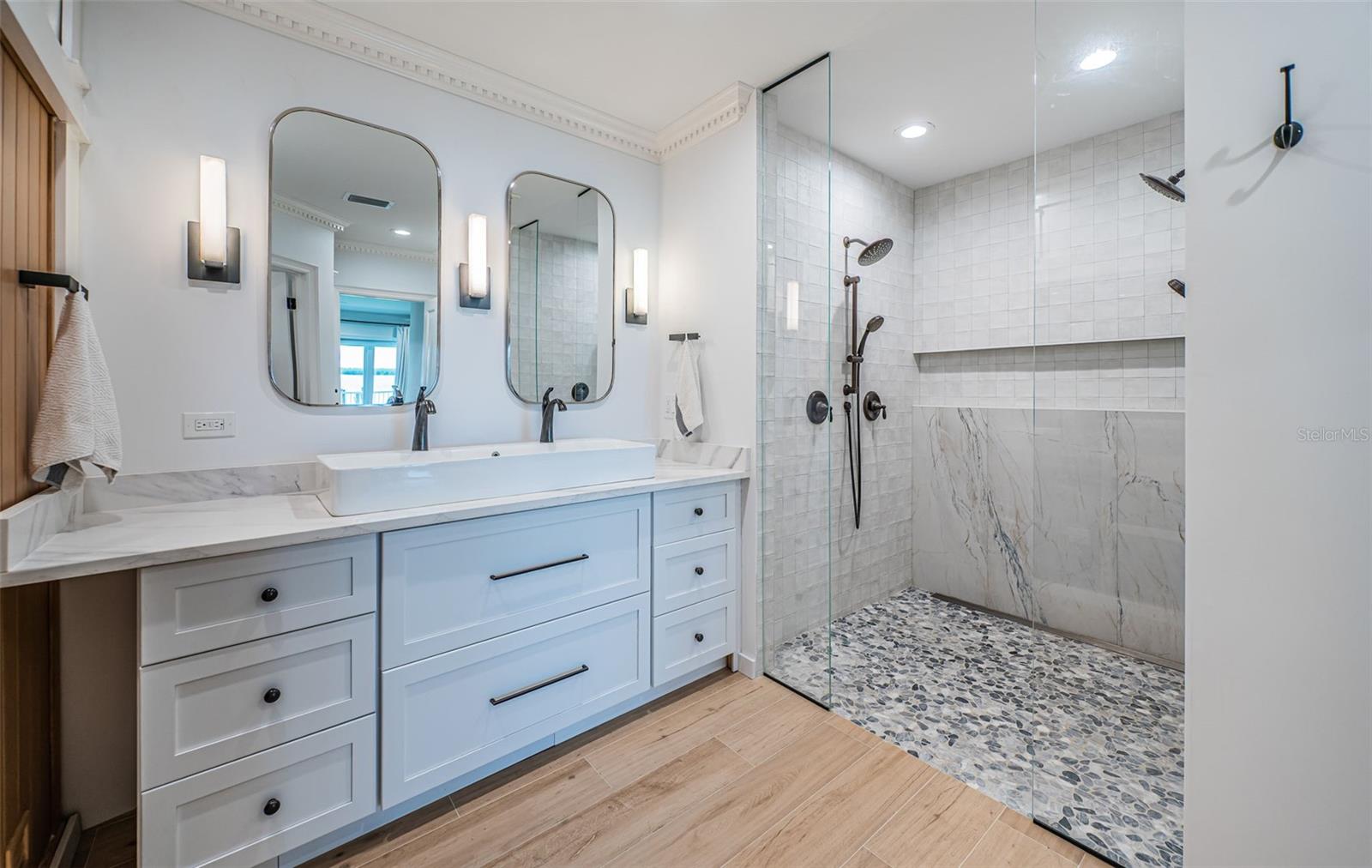 BAYWAY ISLES - Residential