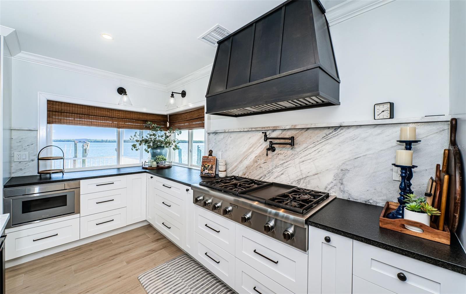 BAYWAY ISLES - Residential