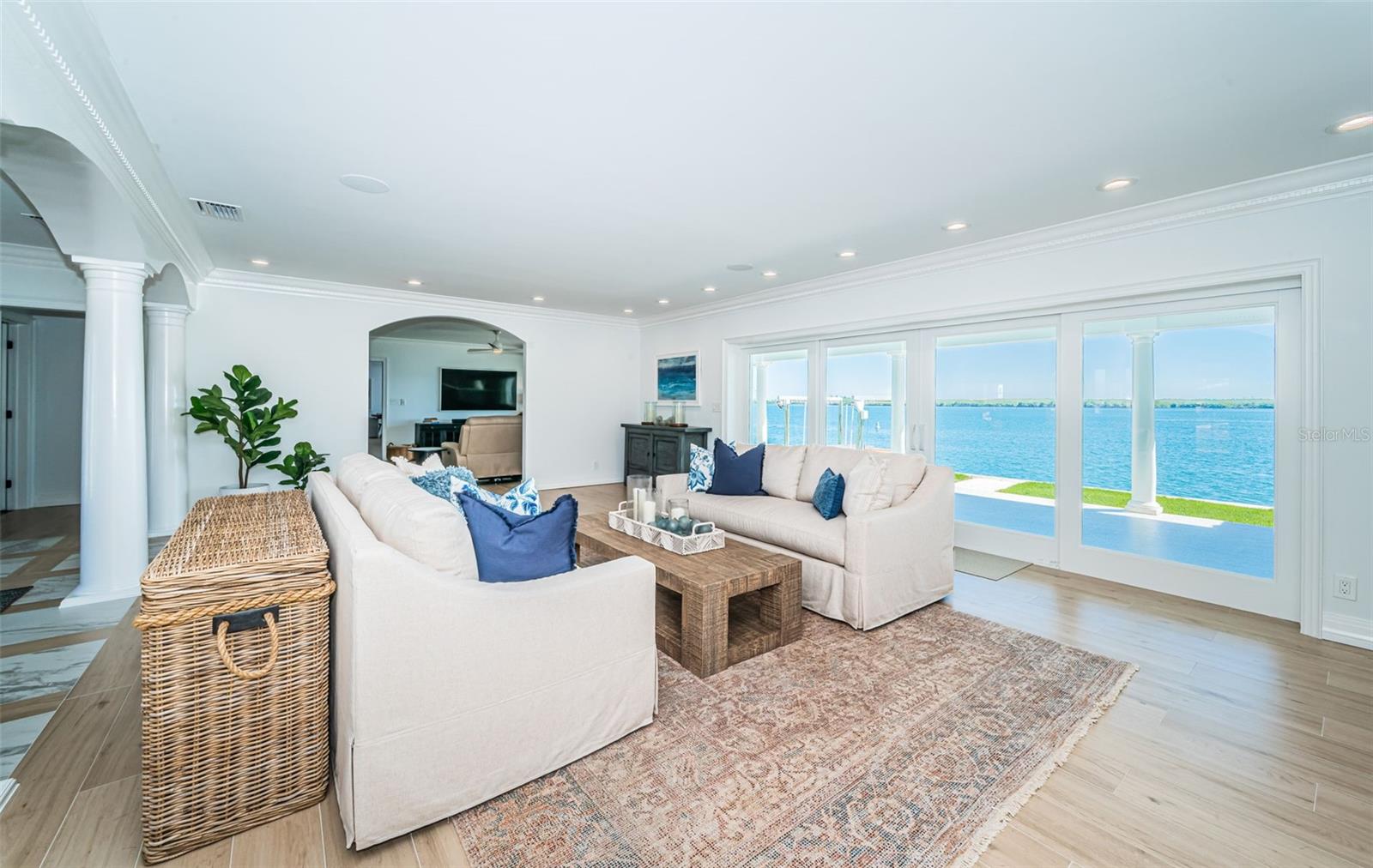 BAYWAY ISLES - Residential