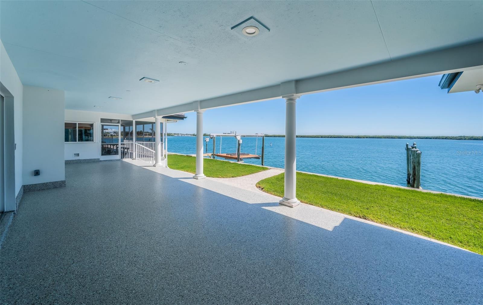 BAYWAY ISLES - Residential