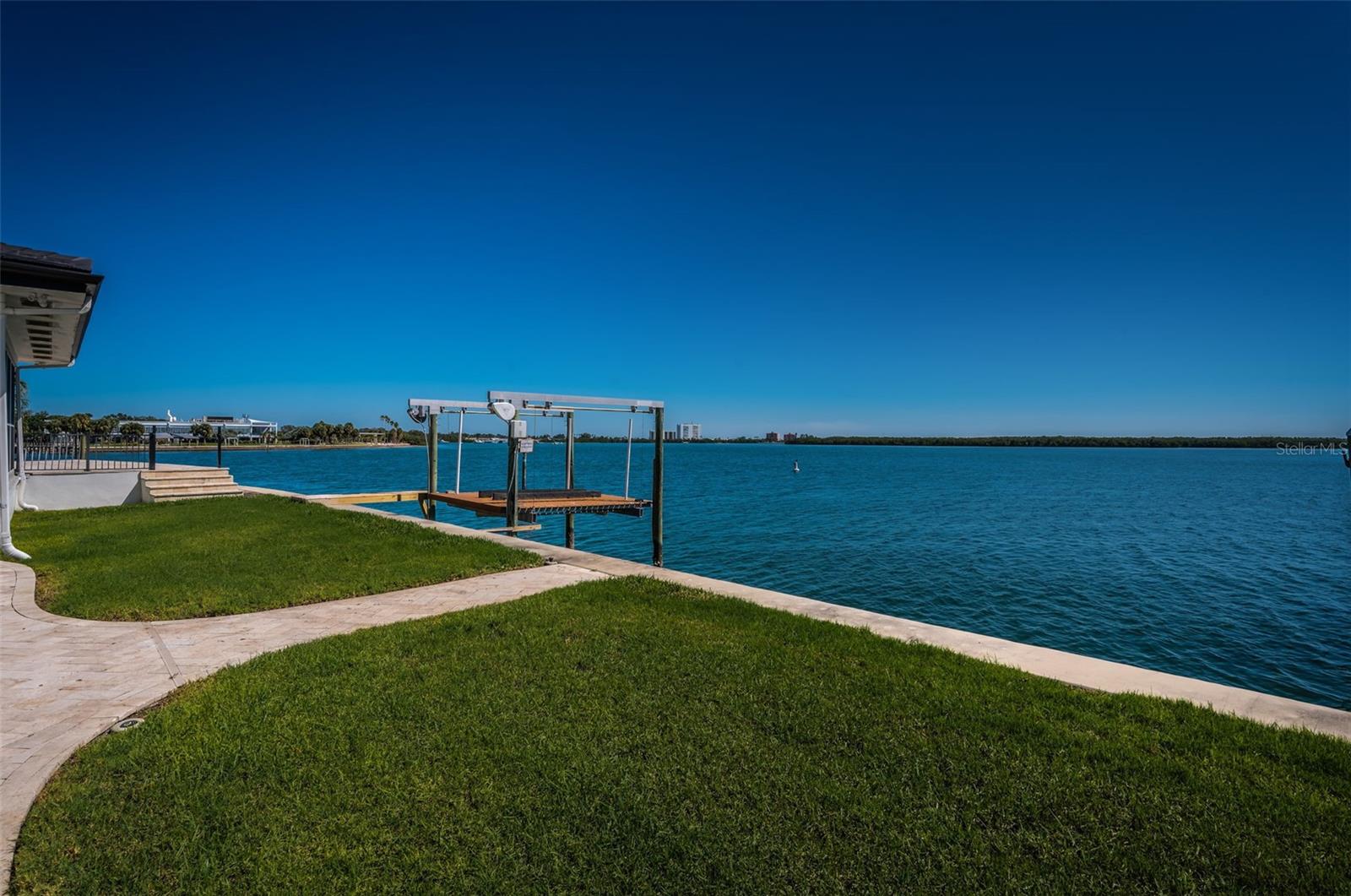 BAYWAY ISLES - Residential
